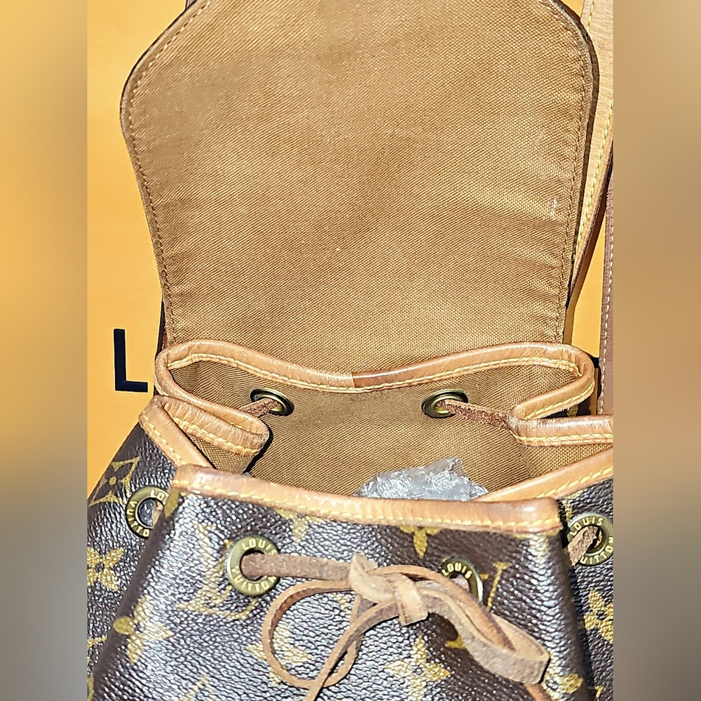 Louis Vuitton Montsouris MM Monogram Bag Authentic - Picture 12 of 14
